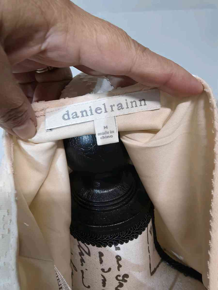 talla M el rosado talla L - Mississippi State, Mississippi - FleaMarketBay