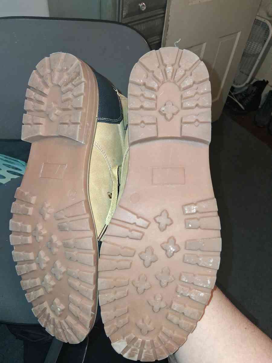 polo ralph lauren boots - Pittsburgh, Pennsylvania - FleaMarketBay