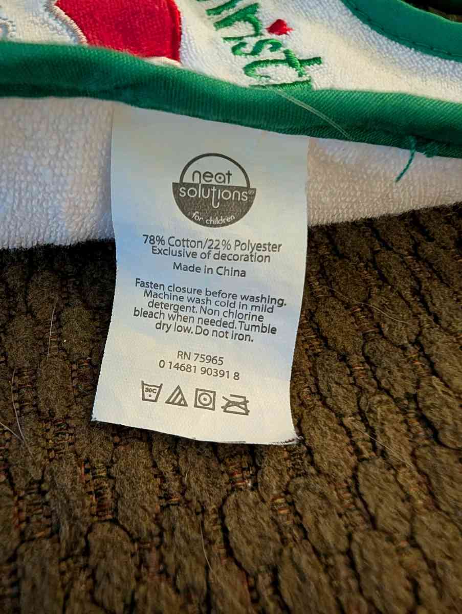 My 1st Christmas bib - Savannah, Georgia - FleaMarketBay