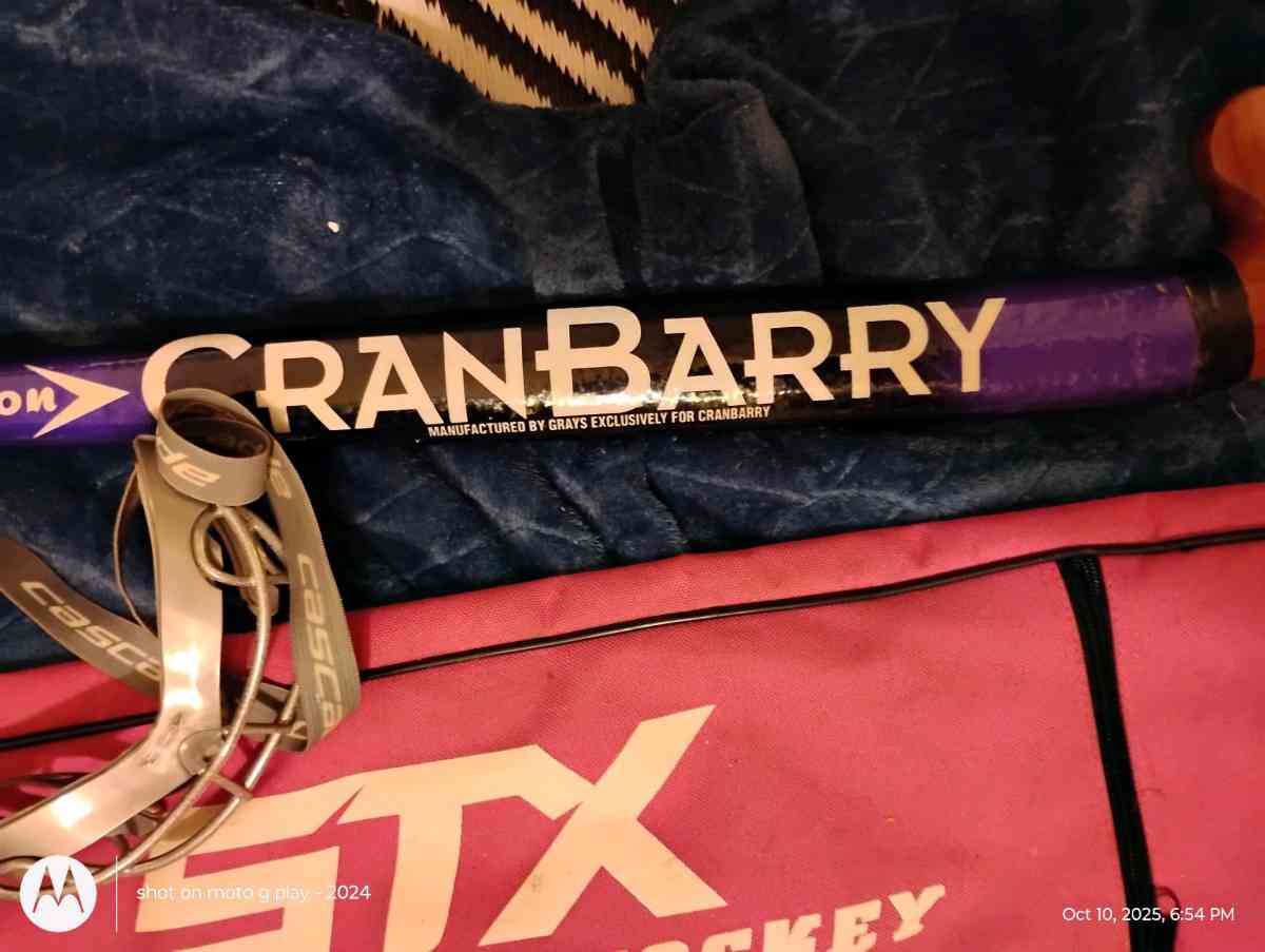 Field hockey - Hyannis, Massachusetts - FleaMarketBay