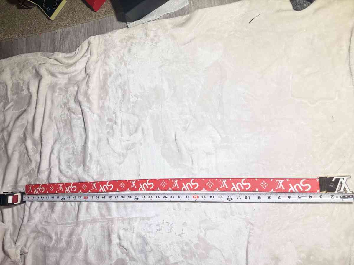 LV Supreme belt - Athens, Alabama - FleaMarketBay