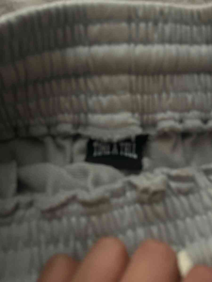 time a tell shorts - Hamden, Connecticut - FleaMarketBay