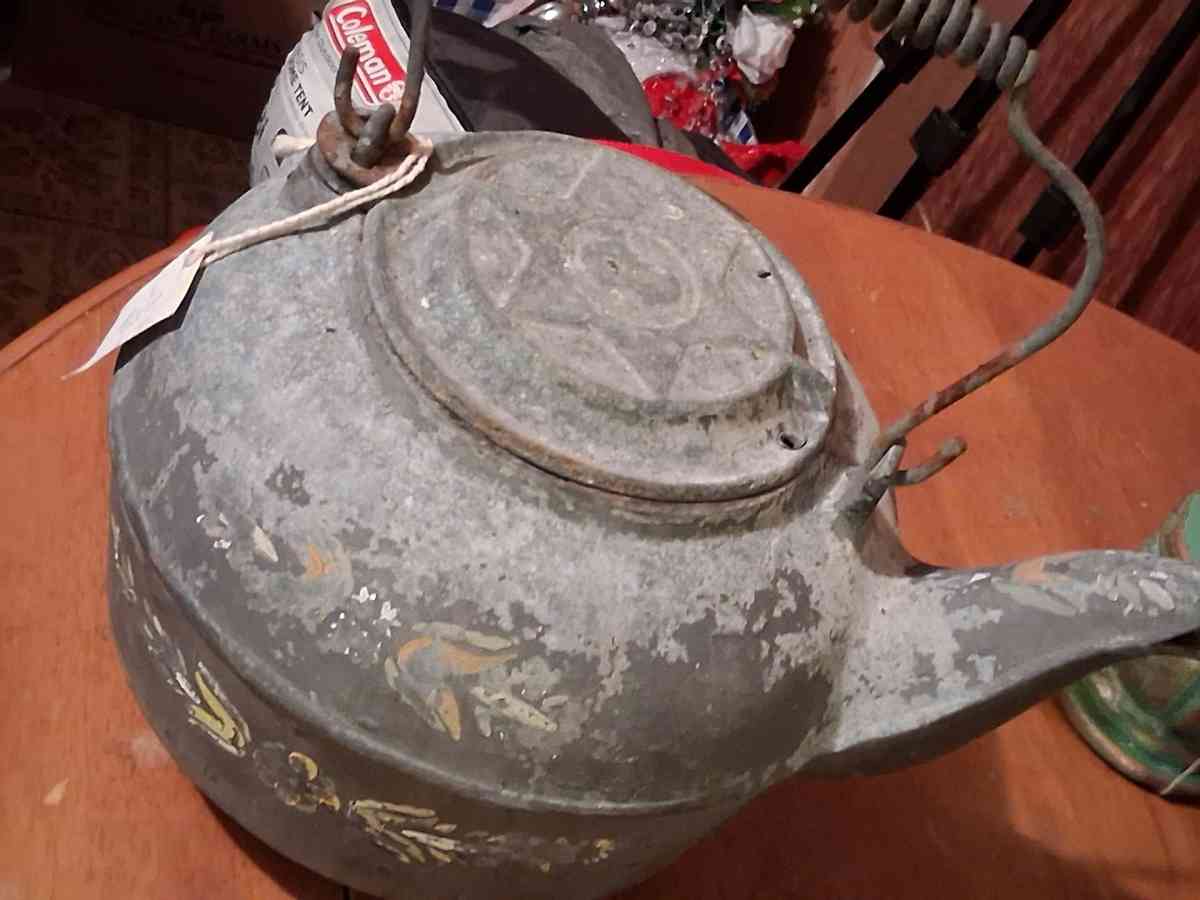 cast iron tea kettle - Woodbridge, Virginia - FleaMarketBay