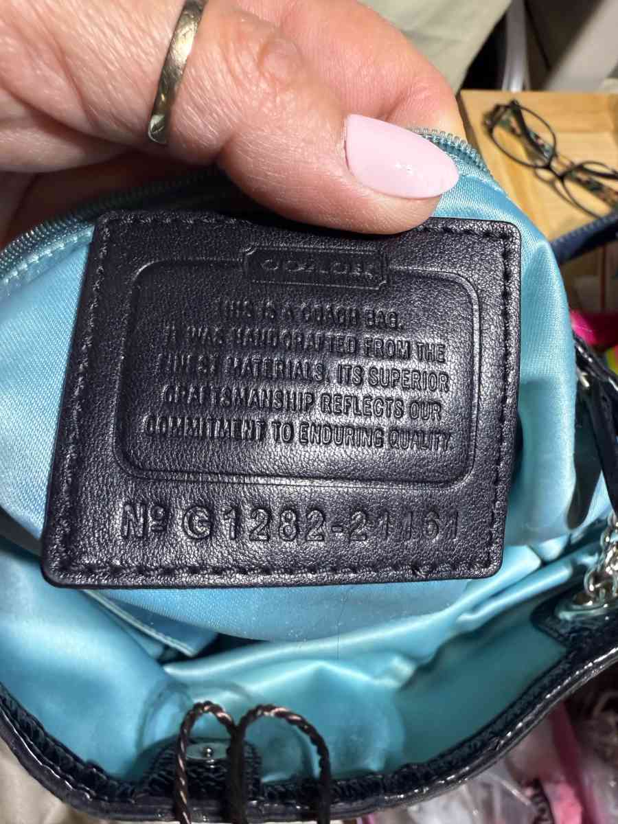 coach shoulder bag - Stephenville, Texas - FleaMarketBay