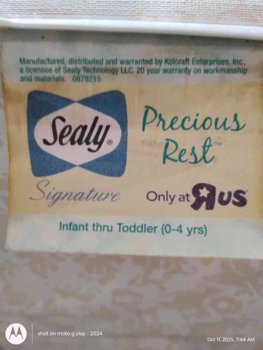 CHILDRENS BED - Hyannis, Massachusetts - FleaMarketBay