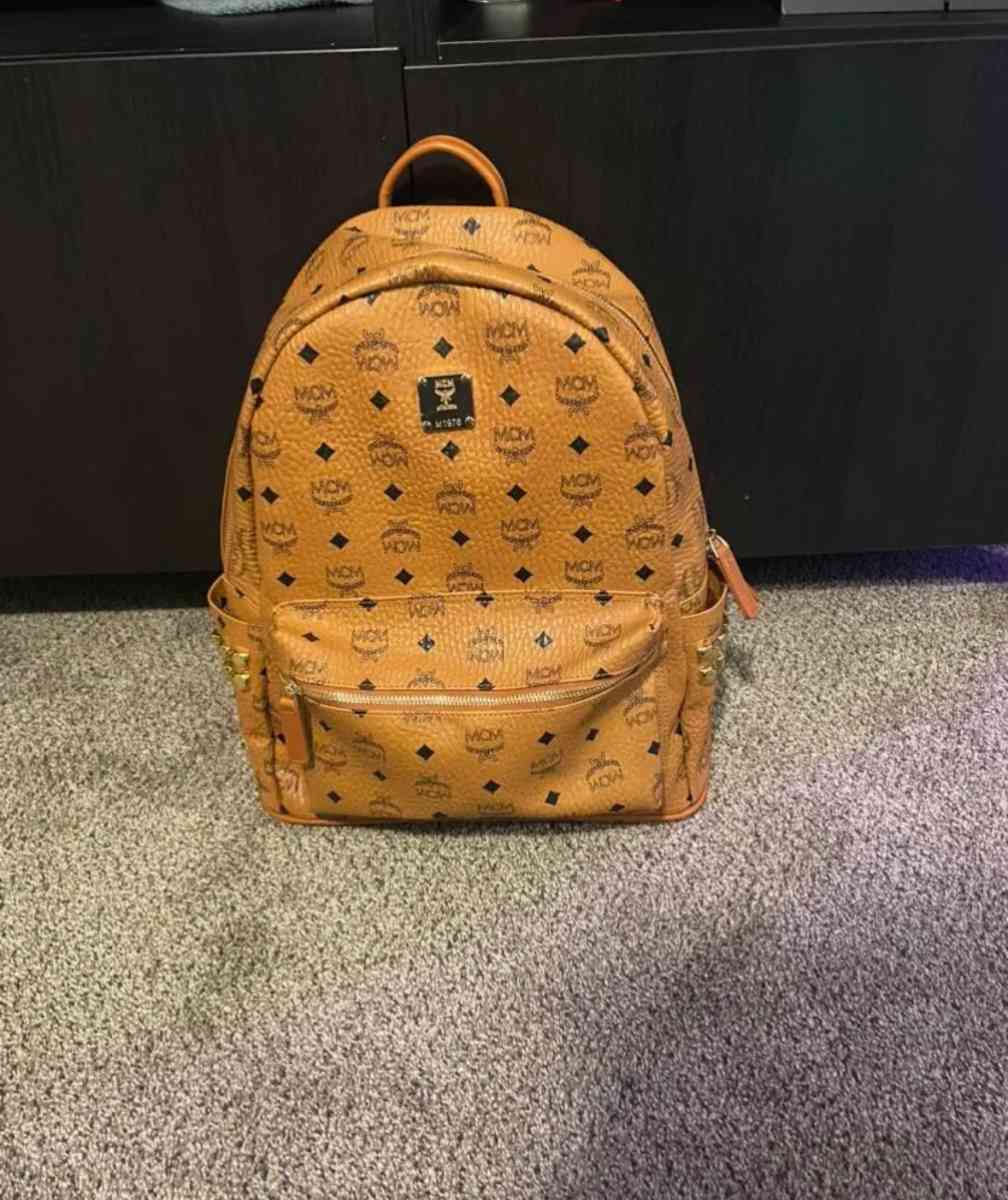 mcm backpack beige size large