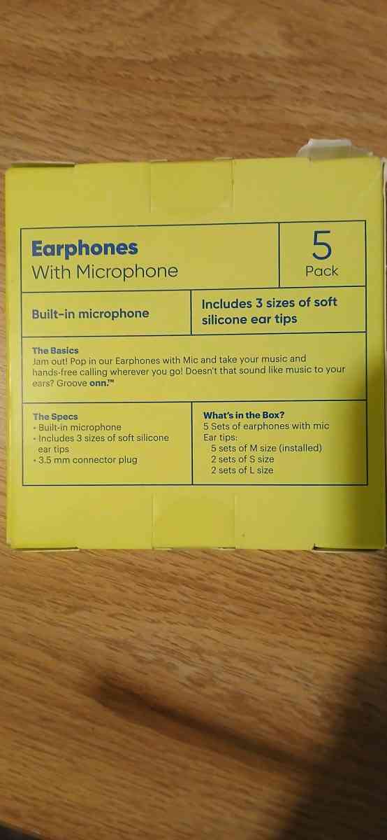 earbuds - Bakersville, North Carolina - FleaMarketBay