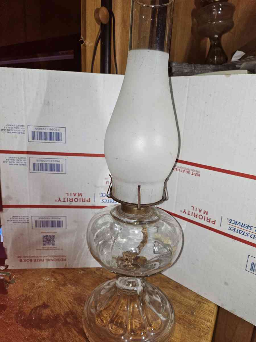 6 old kerosene lamps - Elwood, Indiana - FleaMarketBay