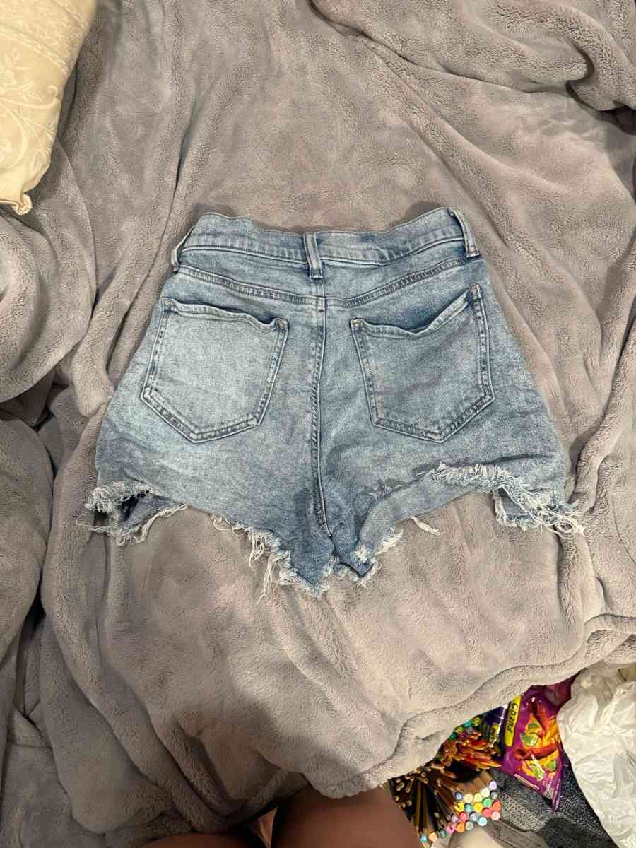 jean shorts - Trenton, Missouri - FleaMarketBay