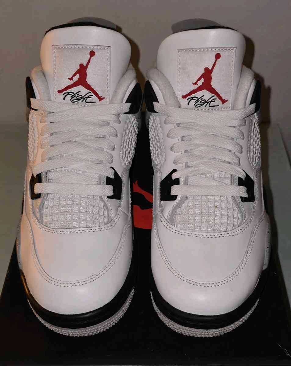 Air Jordan 4 Retro OG White Cement Youth Size 5 - Oak Lawn, Illinois - FleaMarketBay