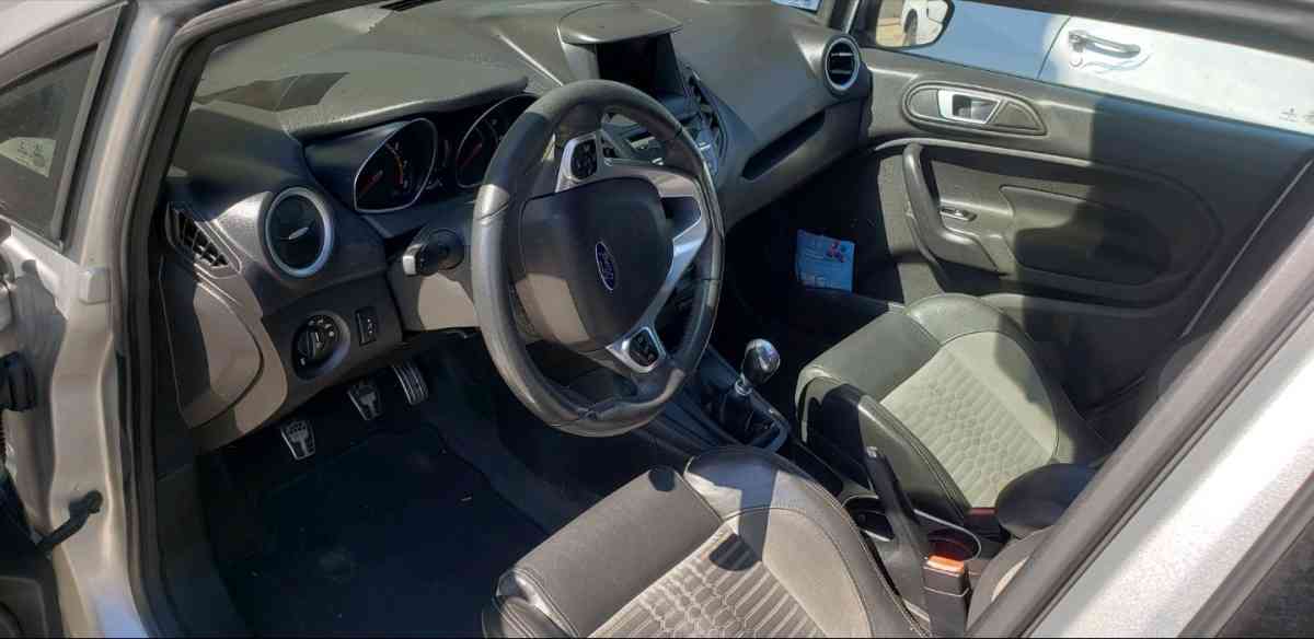 2014 ford fiesta st - Los Angeles, California - FleaMarketBay