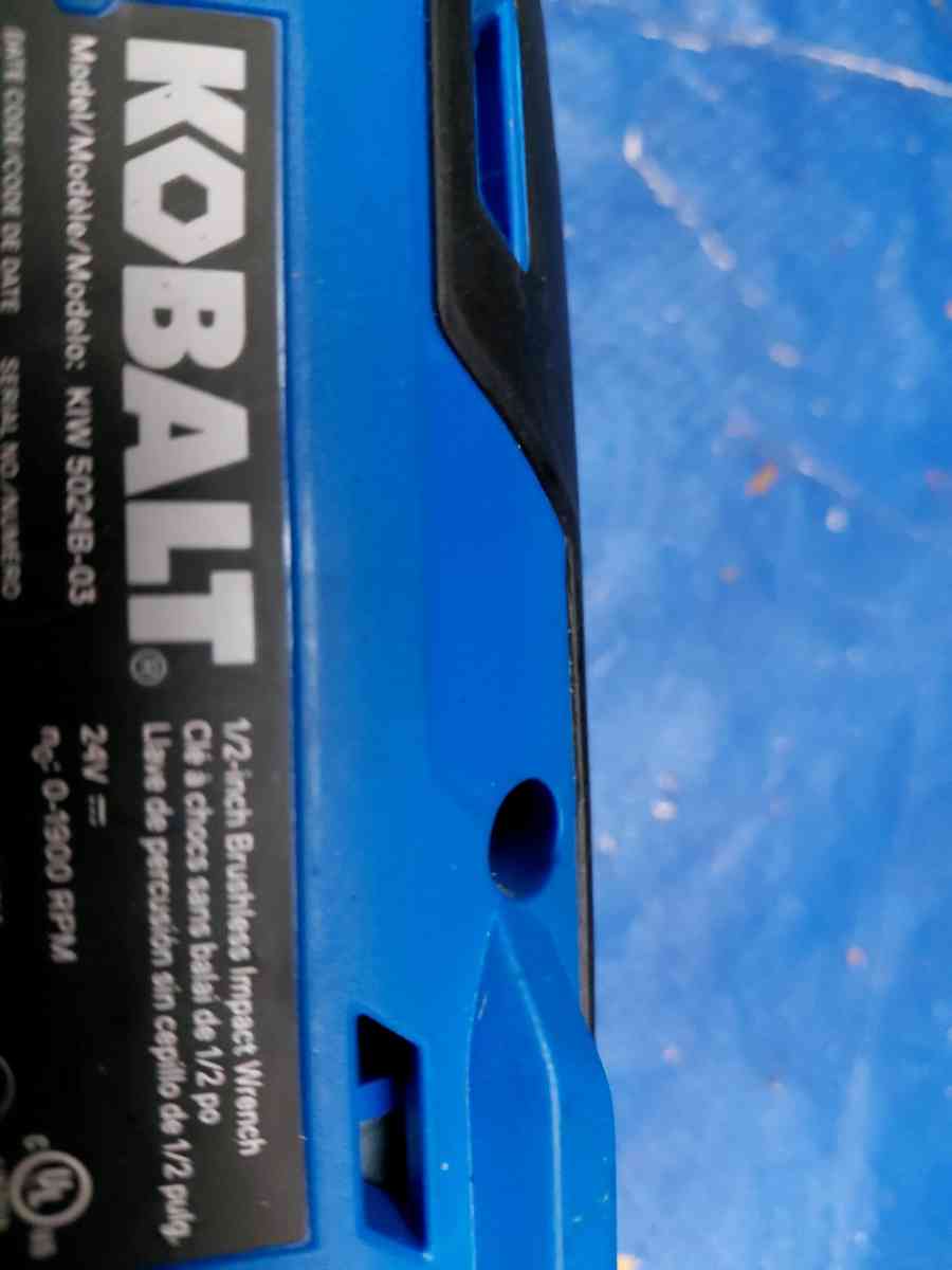 Kobalt 24v half inch drive impact  battery an charger - Colorado Springs, Colorado - FleaMarketBay