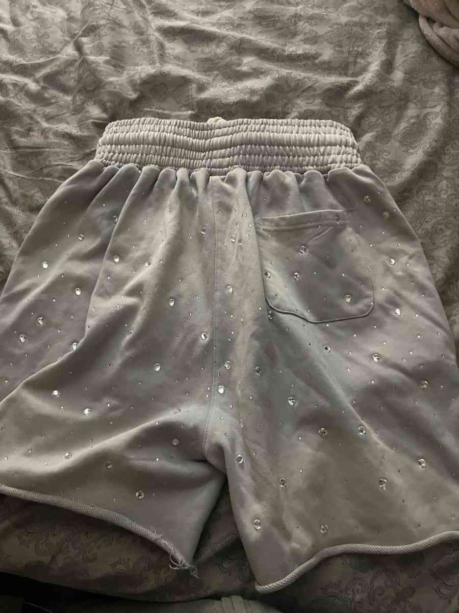 time a tell shorts - Hamden, Connecticut - FleaMarketBay