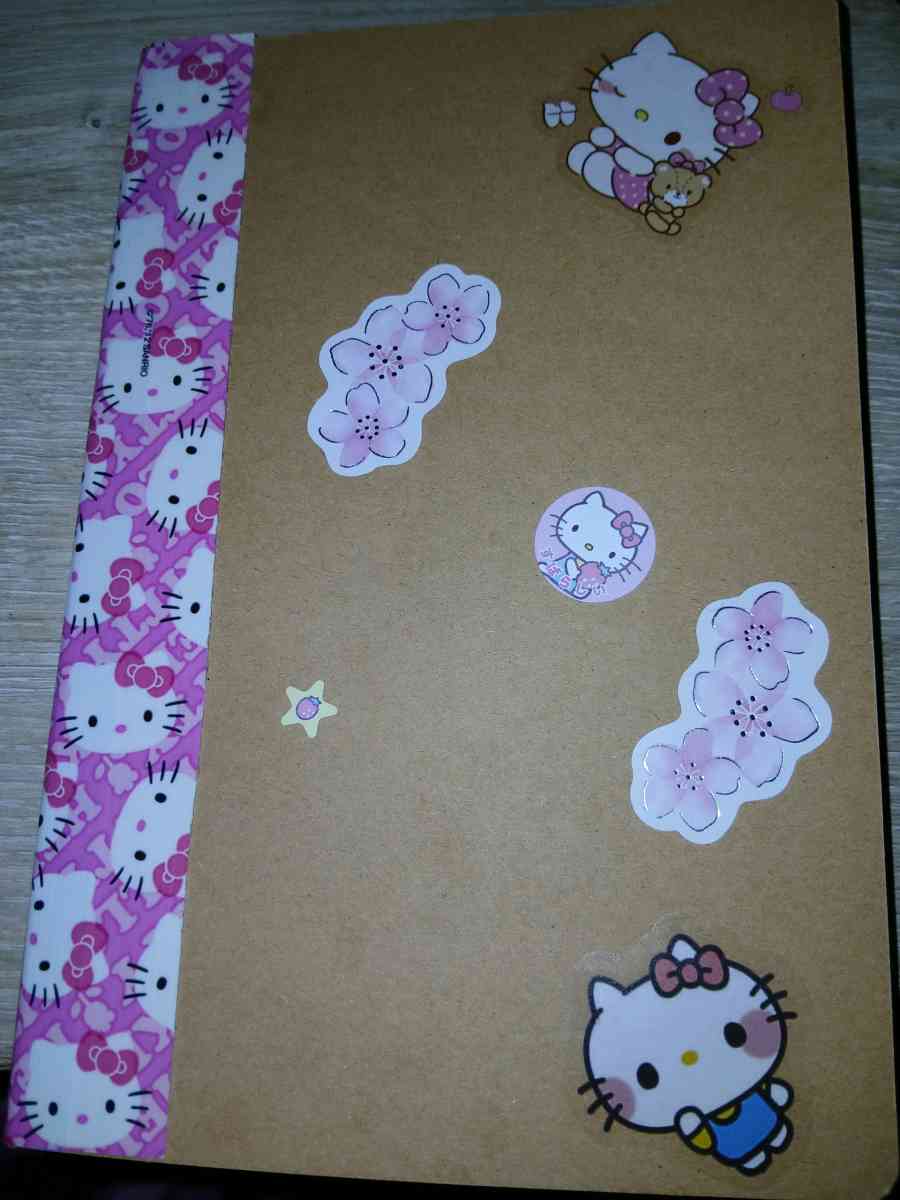 cute sanrio hello kitty decorated notebook - Kirkland, Washington - FleaMarketBay