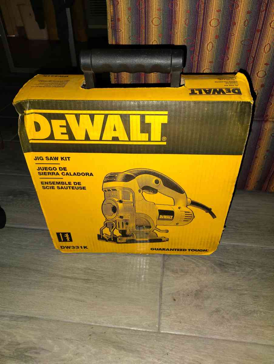 DeWalt jigsaw - Corpus Christi, Texas - FleaMarketBay