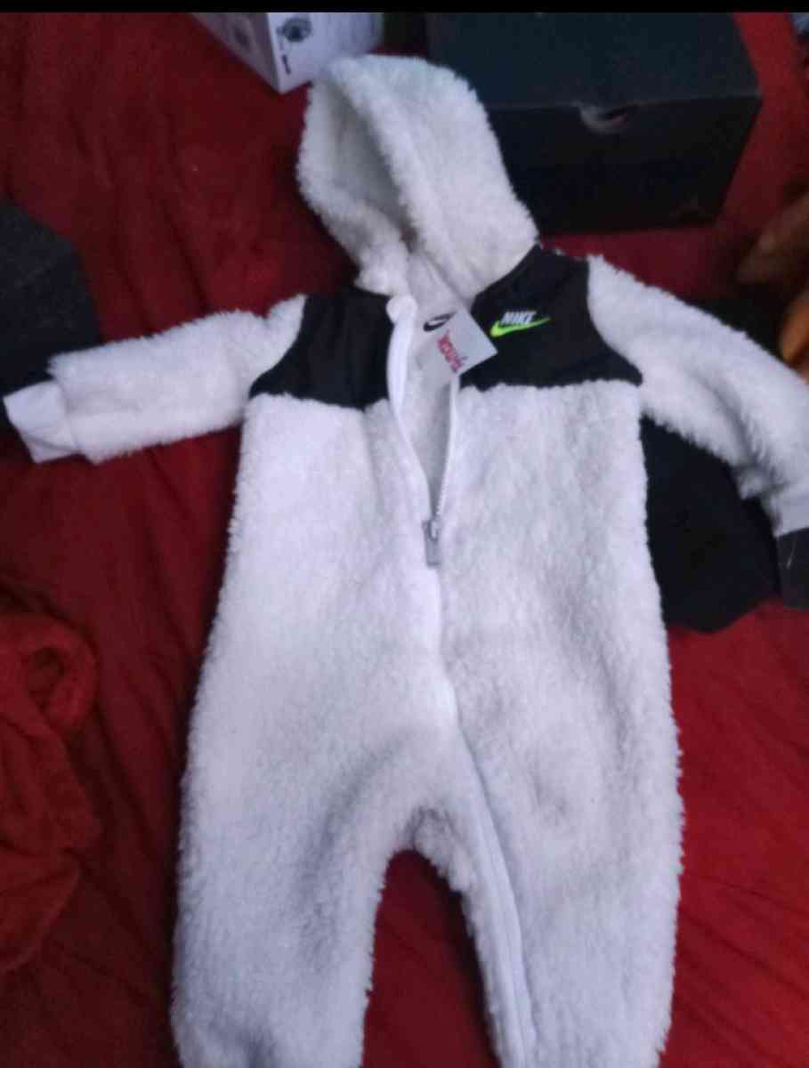 baby Nike coat for winter - Newark, New Jersey