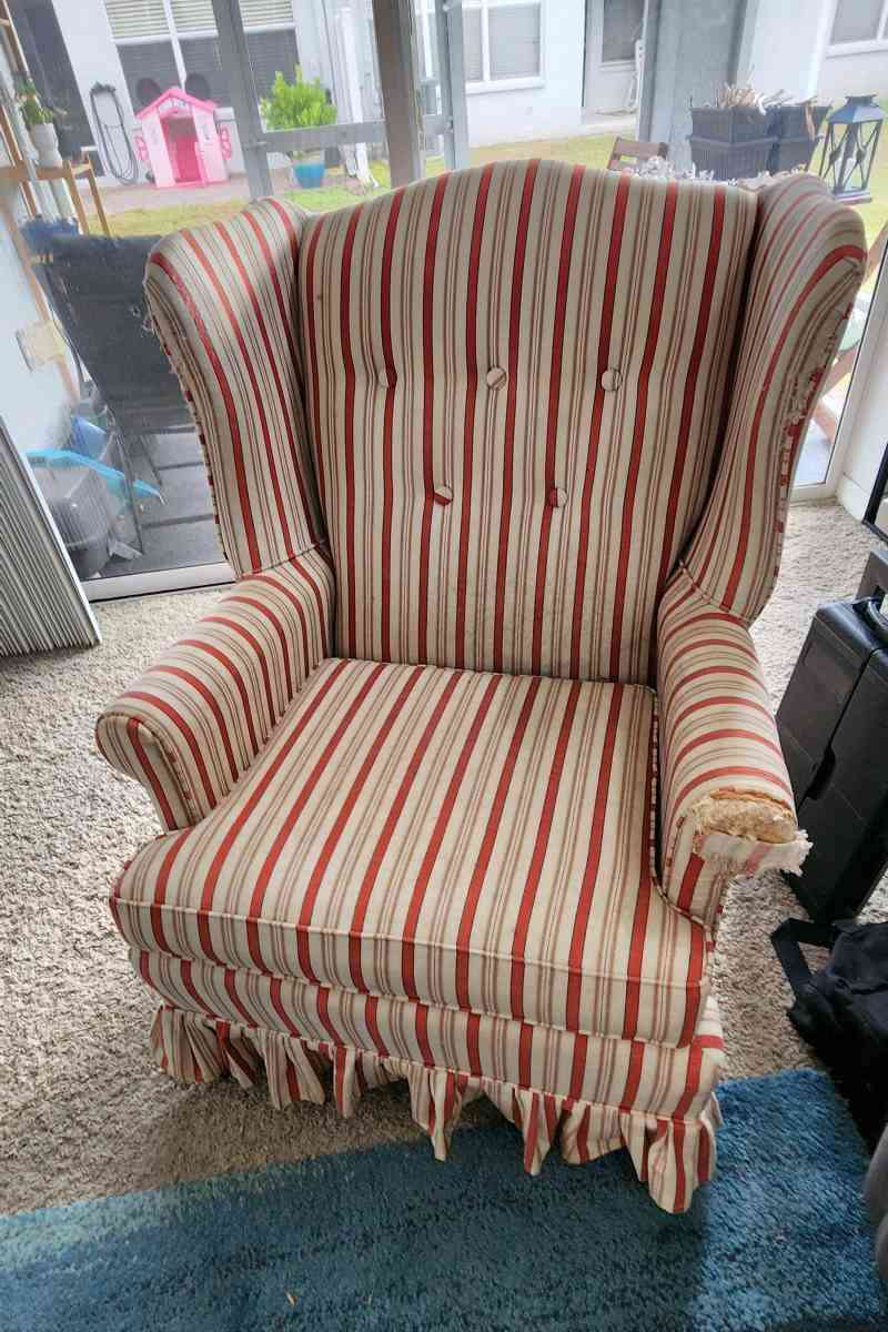FREE Wingback chair - Valrico, Florida - FleaMarketBay