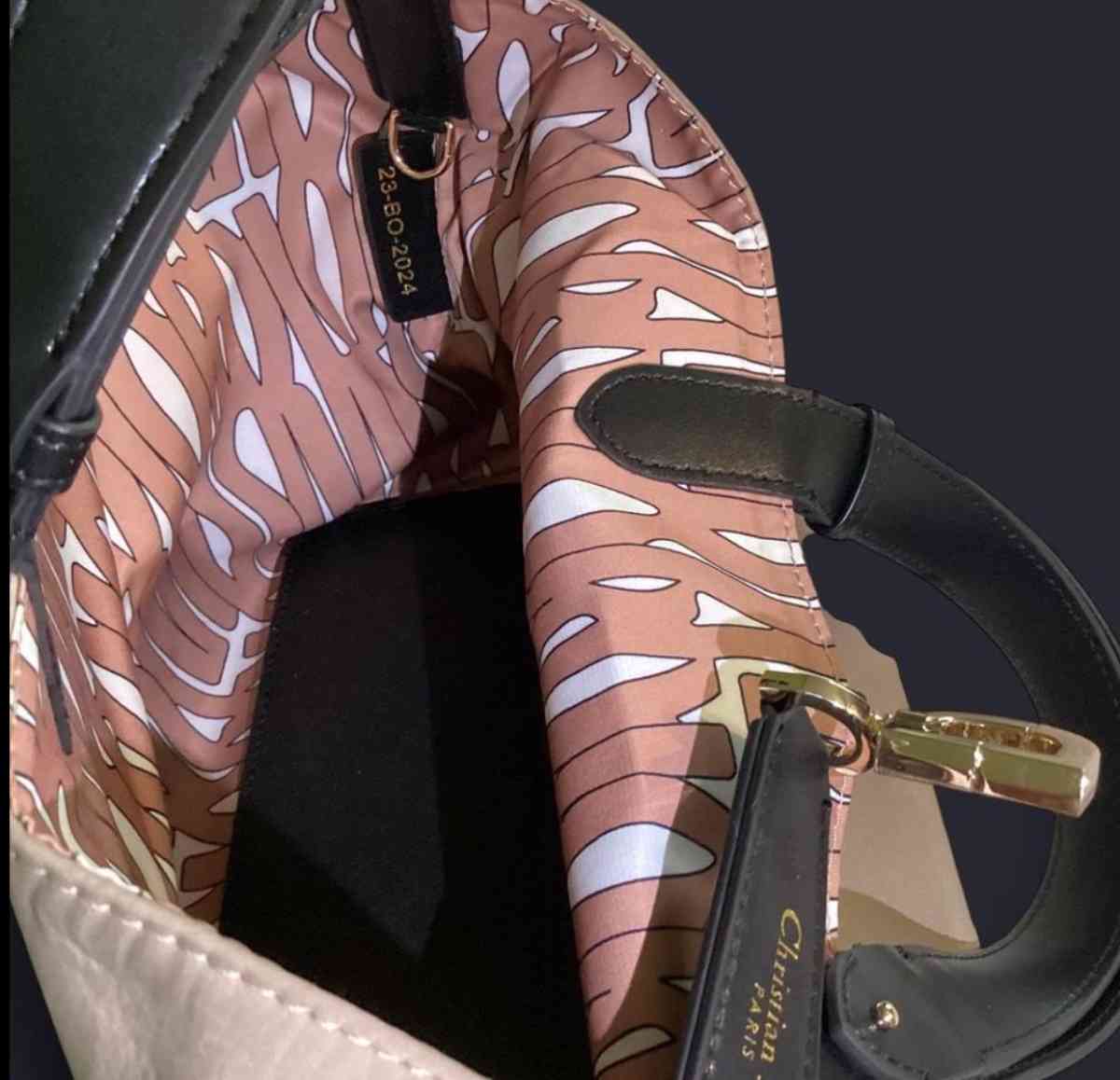 MISS DIOR Medium Canvas CD Toujours Style Totebag Used ONCE - Hollister, Missouri - FleaMarketBay