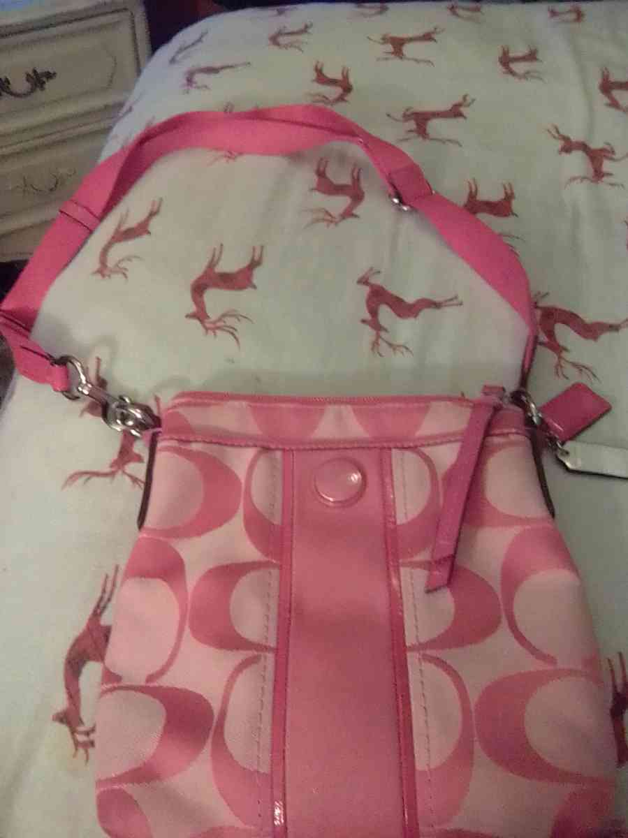 coach pink bag