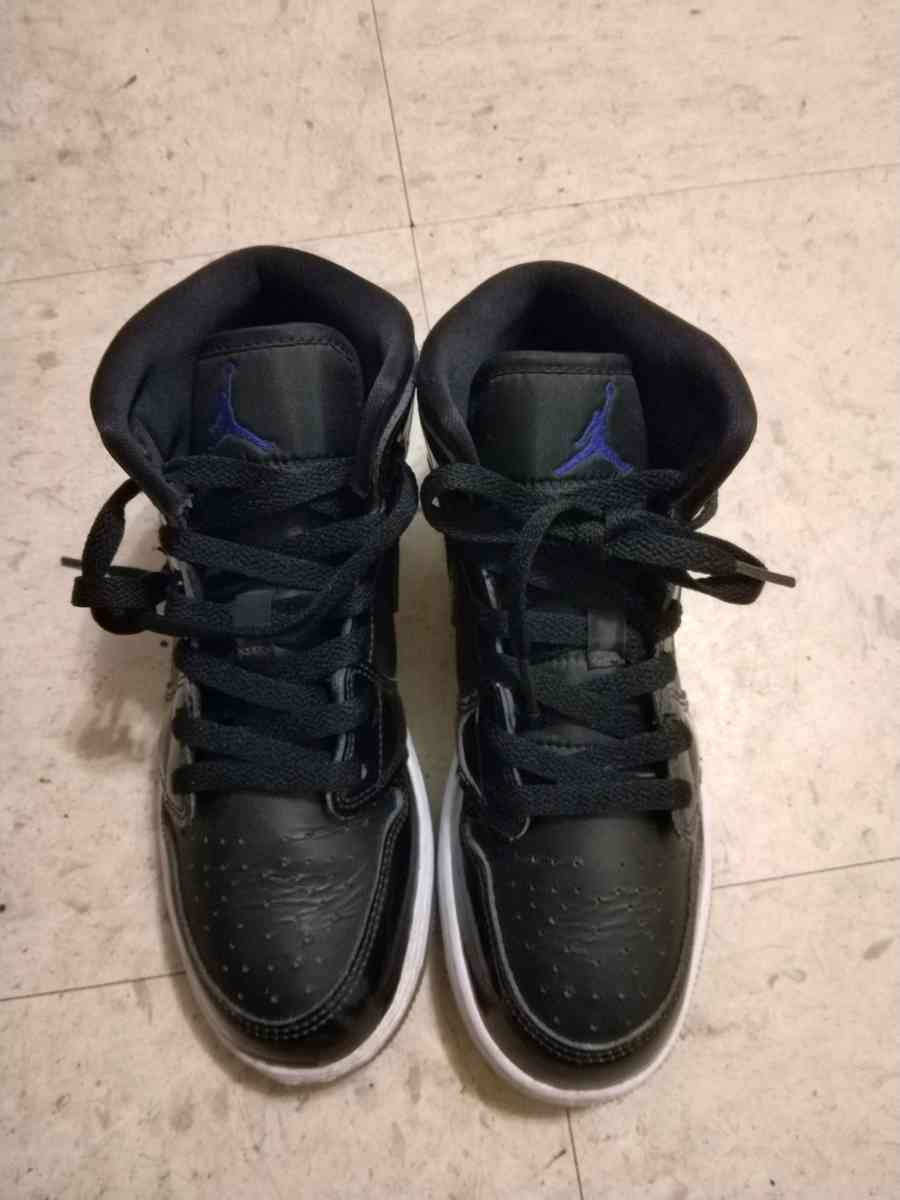 jordan 1s - San Antonio, Texas - FleaMarketBay