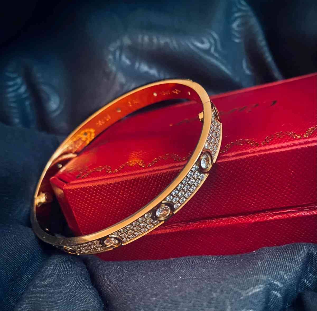 Brazalete de hombre - Miami, Florida - FleaMarketBay