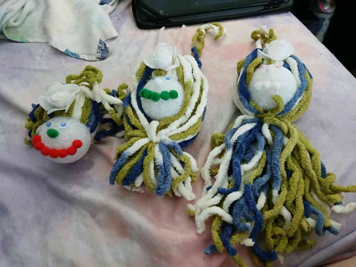 face hanger - Clearwater, Florida - FleaMarketBay