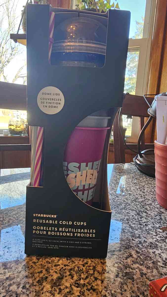 Starbucks 5pc cup set - Mansfield, Ohio - FleaMarketBay