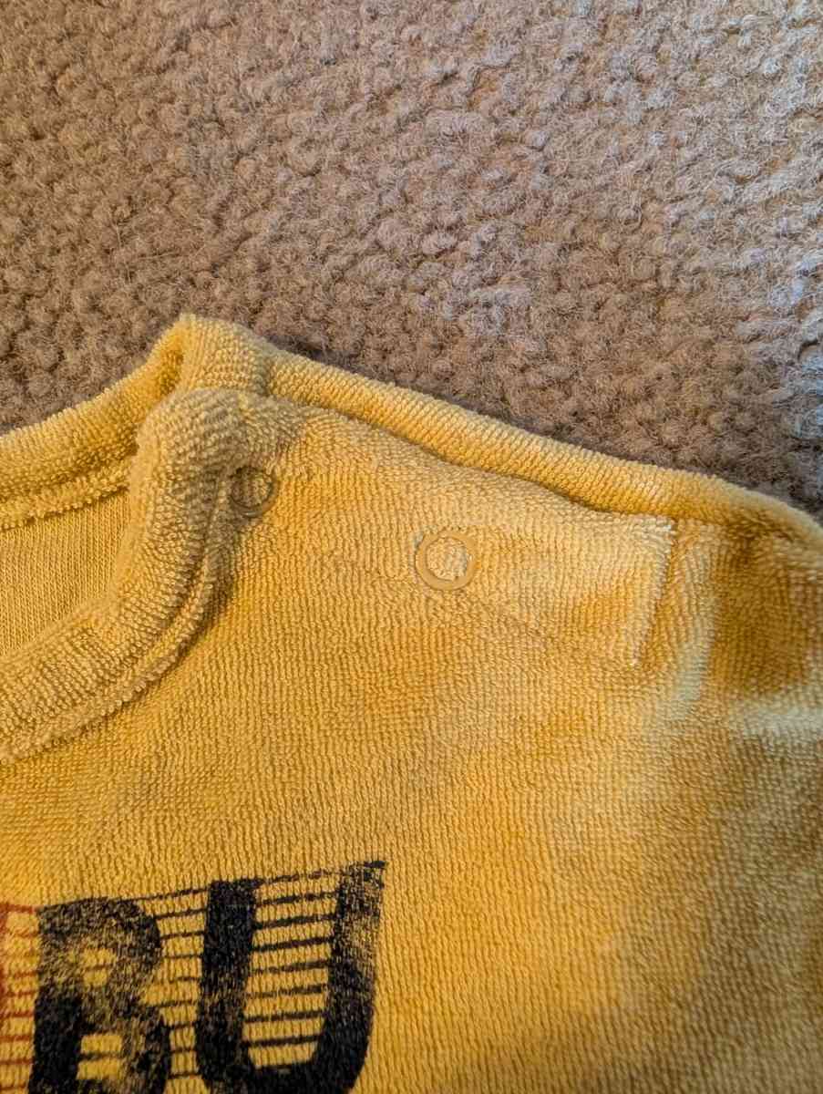 Malibu onesie - Savannah, Georgia - FleaMarketBay