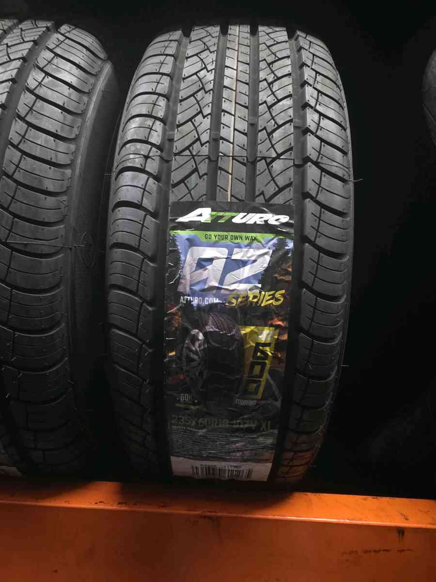 ATTURO AZ SERIES 235 60R18 107V