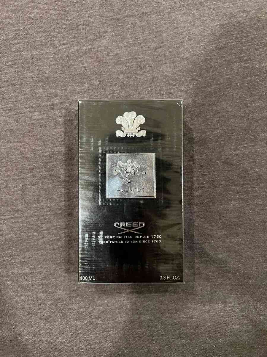 BEST OFFER CREED AVENTUS - Roseville, California - FleaMarketBay