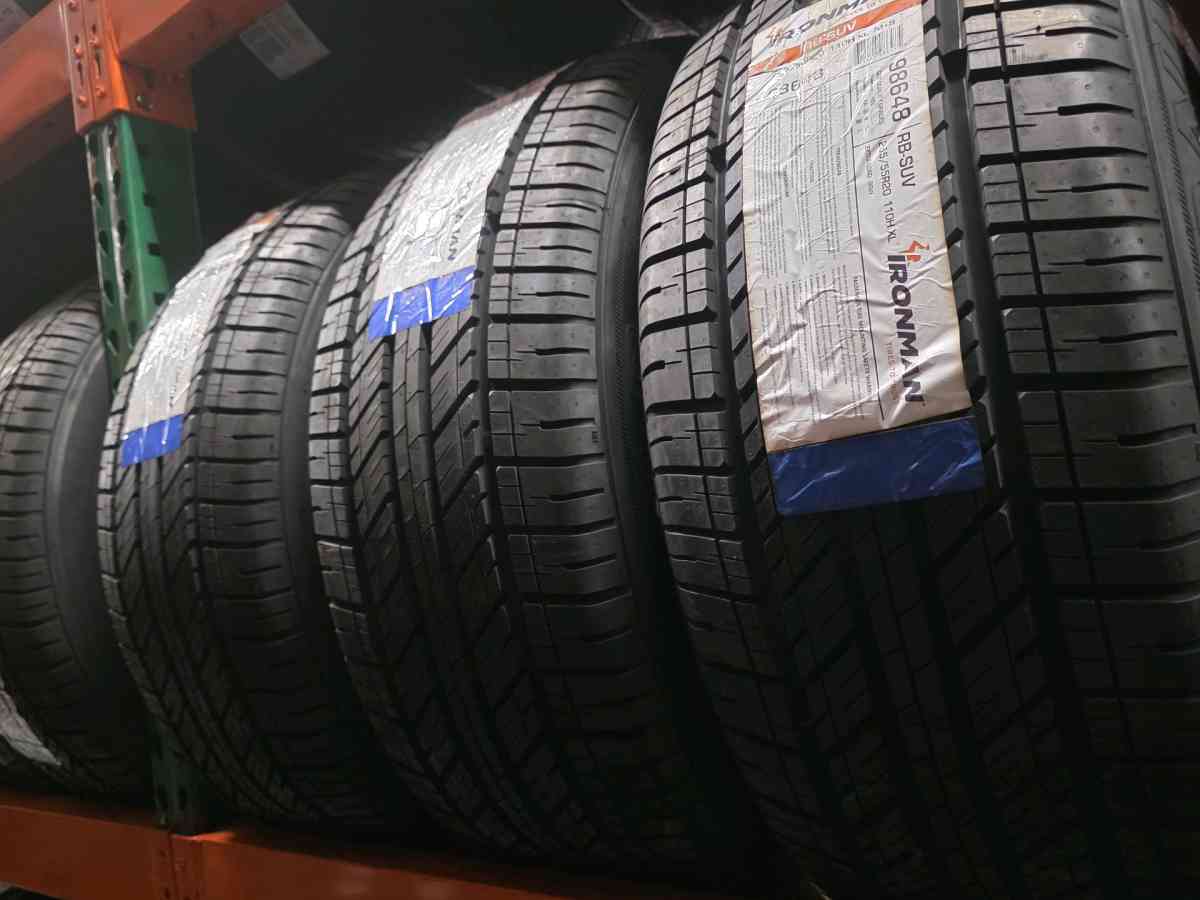 EN VENTA IRONMAN 255 55R20 110H XL - Los Angeles, California - FleaMarketBay