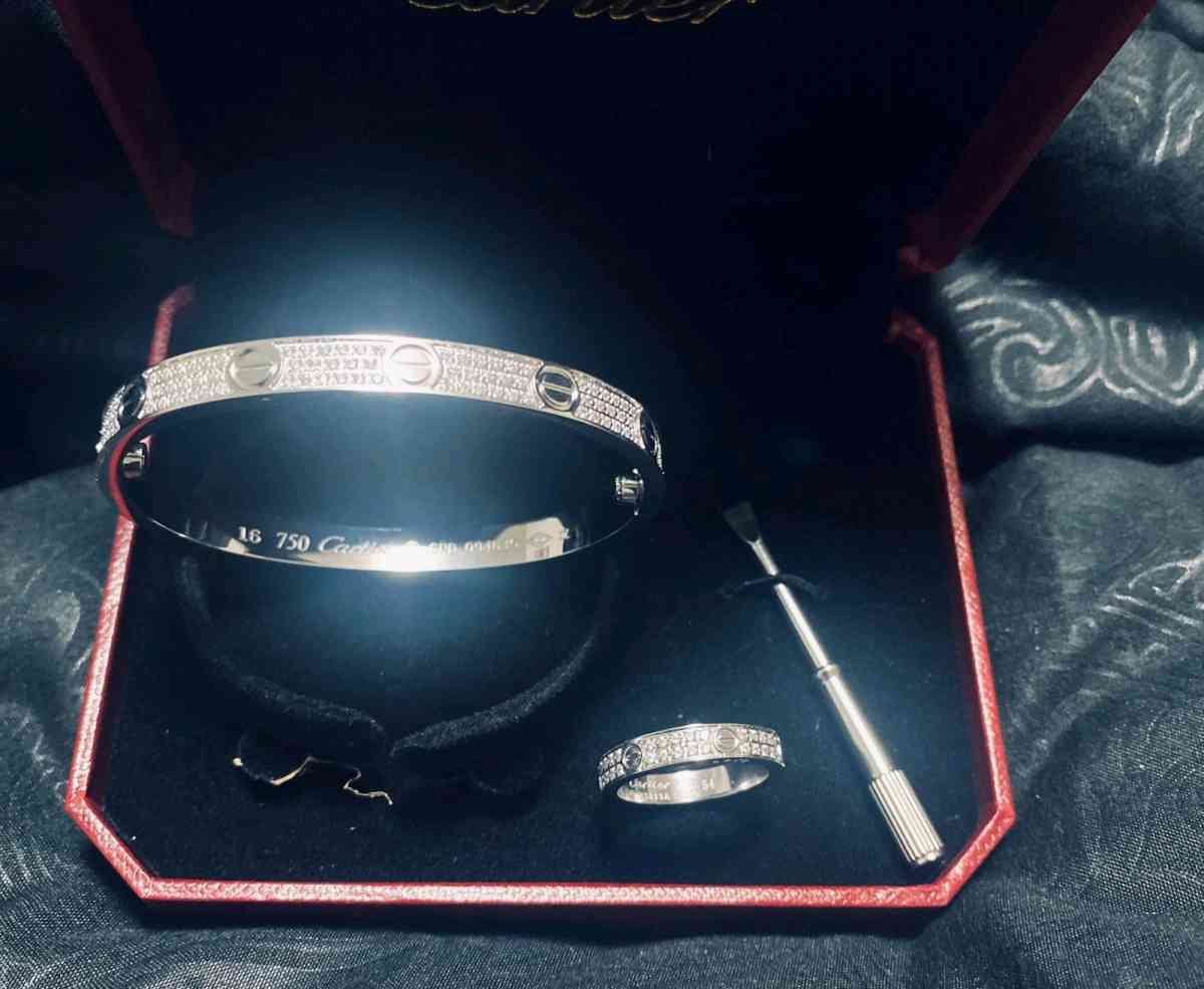 Set de pulseras - Miami, Florida - FleaMarketBay