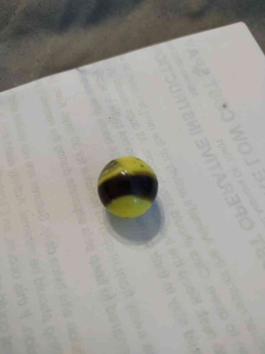 Vintage Bumble Bee Meble - Madill, Oklahoma