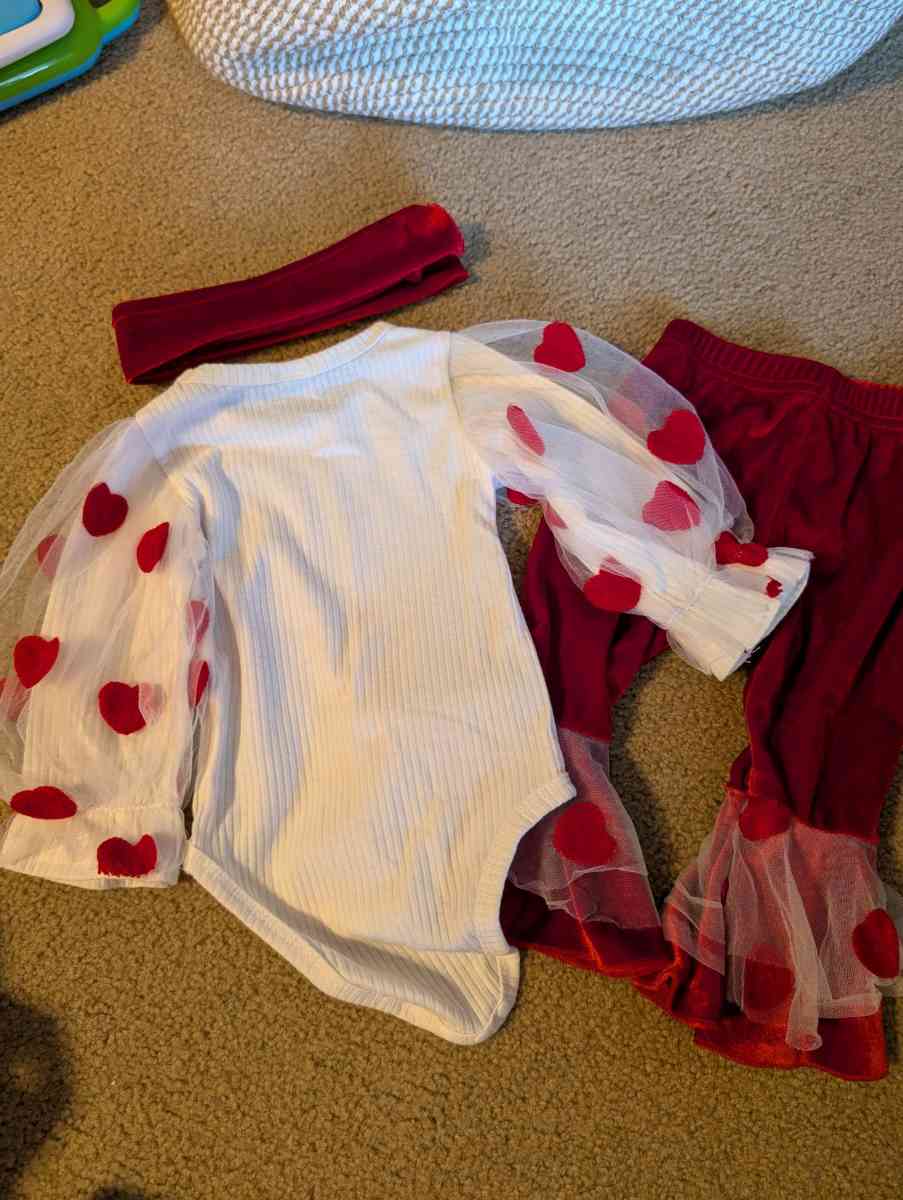 My first Valentines outfit - Savannah, Georgia - FleaMarketBay