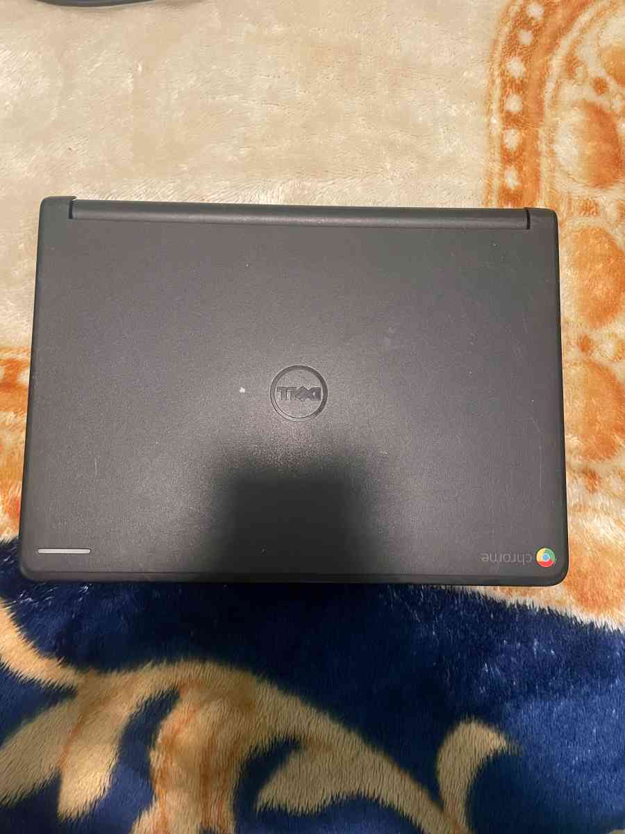 touchscreen  Chrome book pro - Calhoun, Georgia - FleaMarketBay