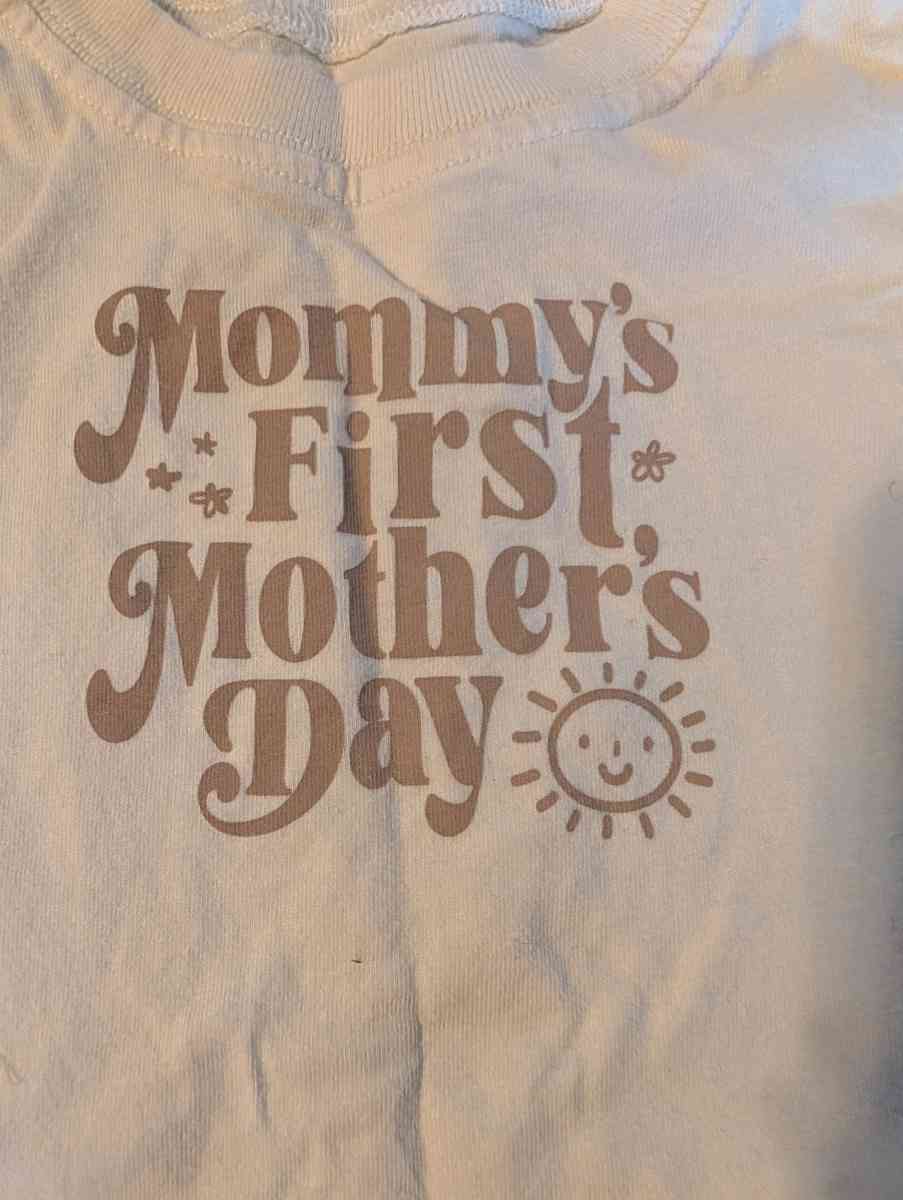 Mothers day onesie - Savannah, Georgia - FleaMarketBay