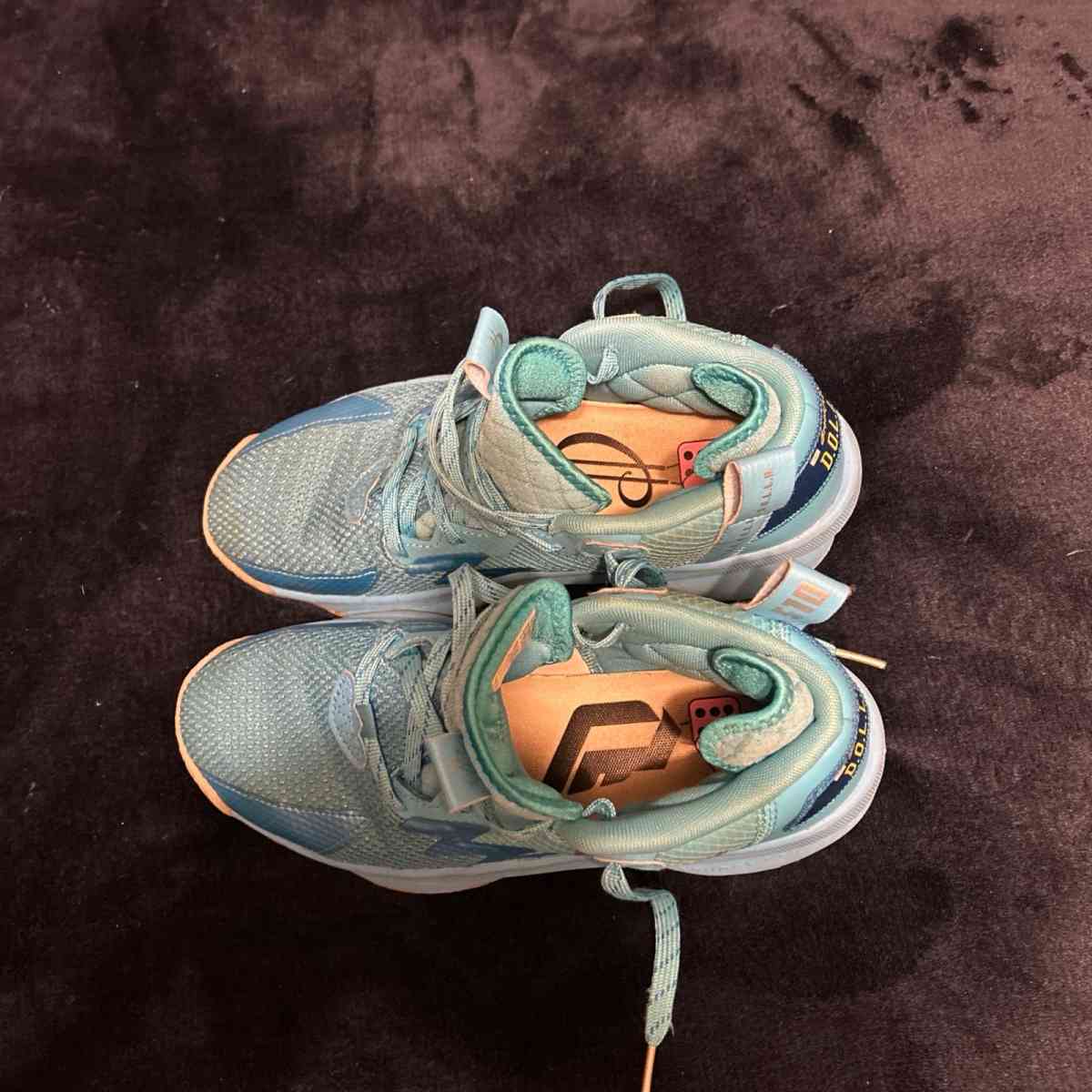 Adidas Dame 8 Young Dolla Mens Sz 6 Blue Cyan Silver Basketb - Madison, North Carolina - FleaMarketBay