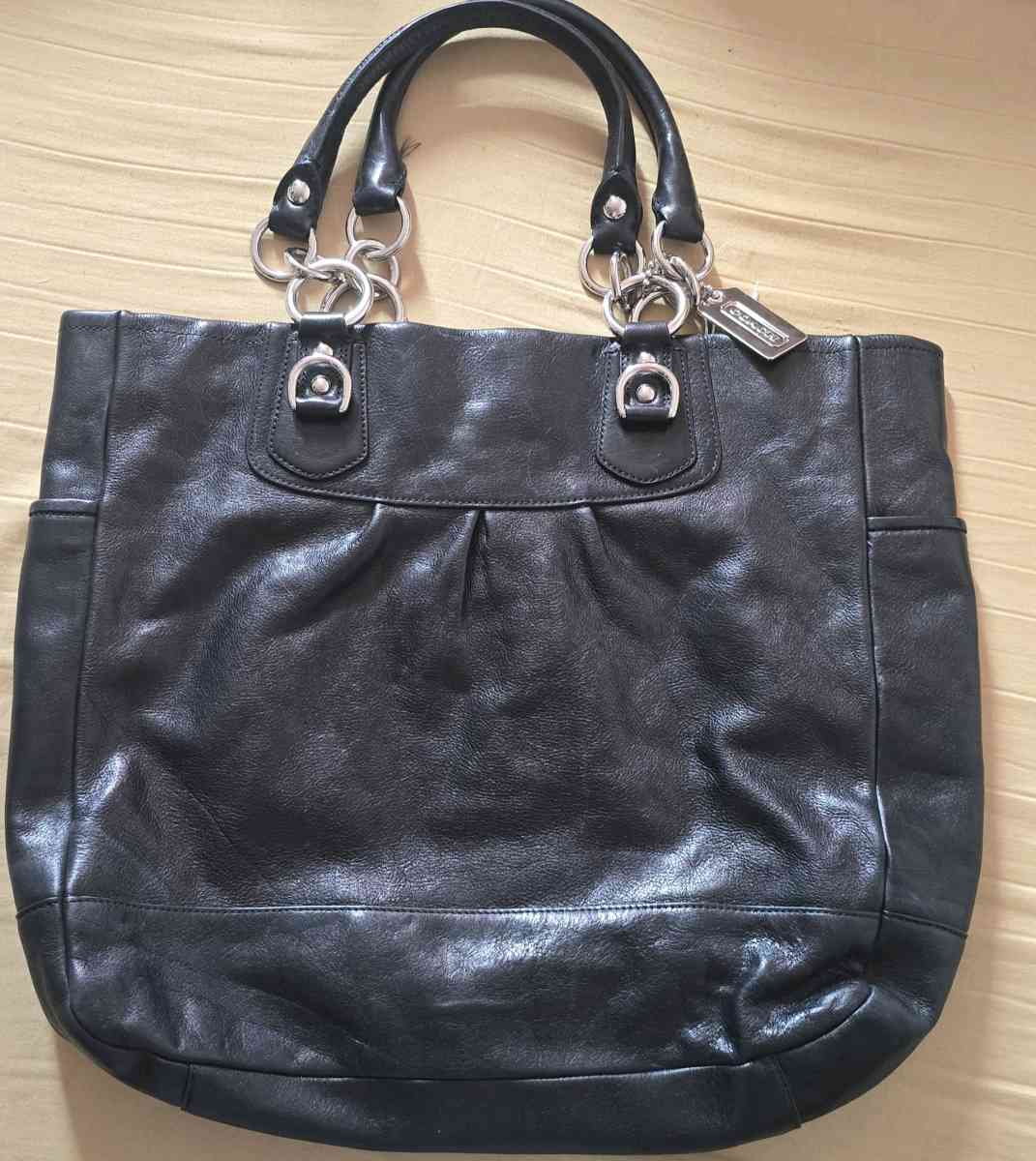 bolsa de mujer - Hialeah, Florida - FleaMarketBay