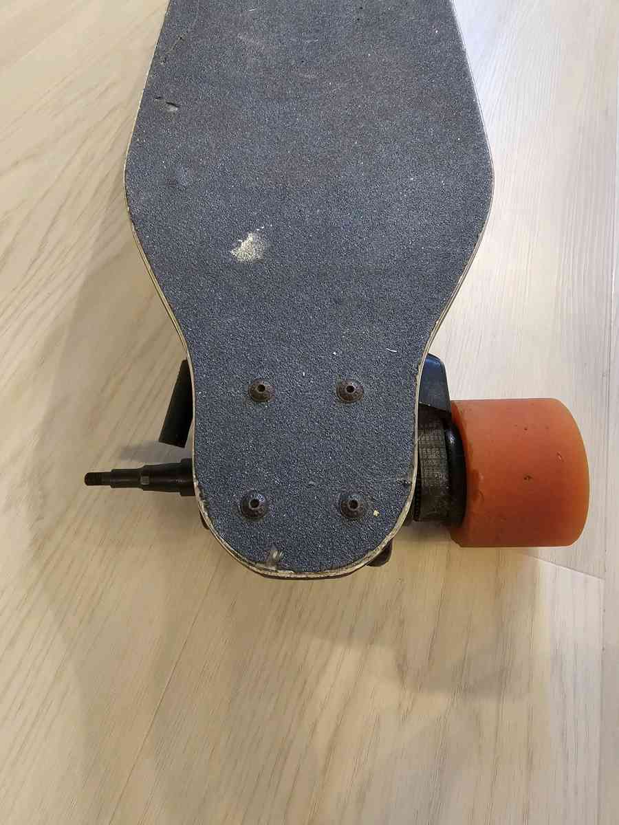 Boosted Board Electric skateboard - Brooklyn, New York - FleaMarketBay
