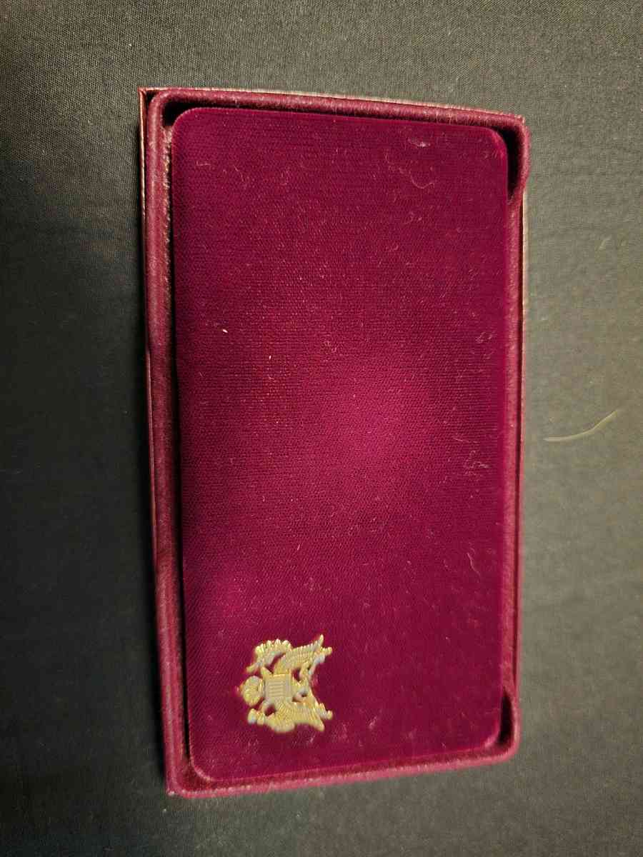 1988 Olympic Coin Set Silver and Gold Mint COA Included - South Weymouth, Massachusetts - FleaMarketBay