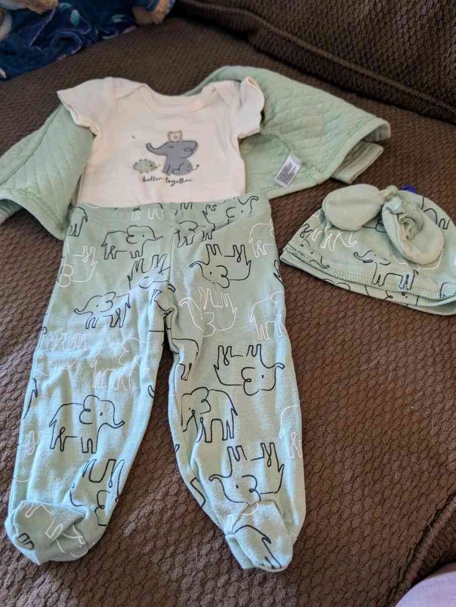 5 Piece infant elephant outfit - Savannah, Georgia