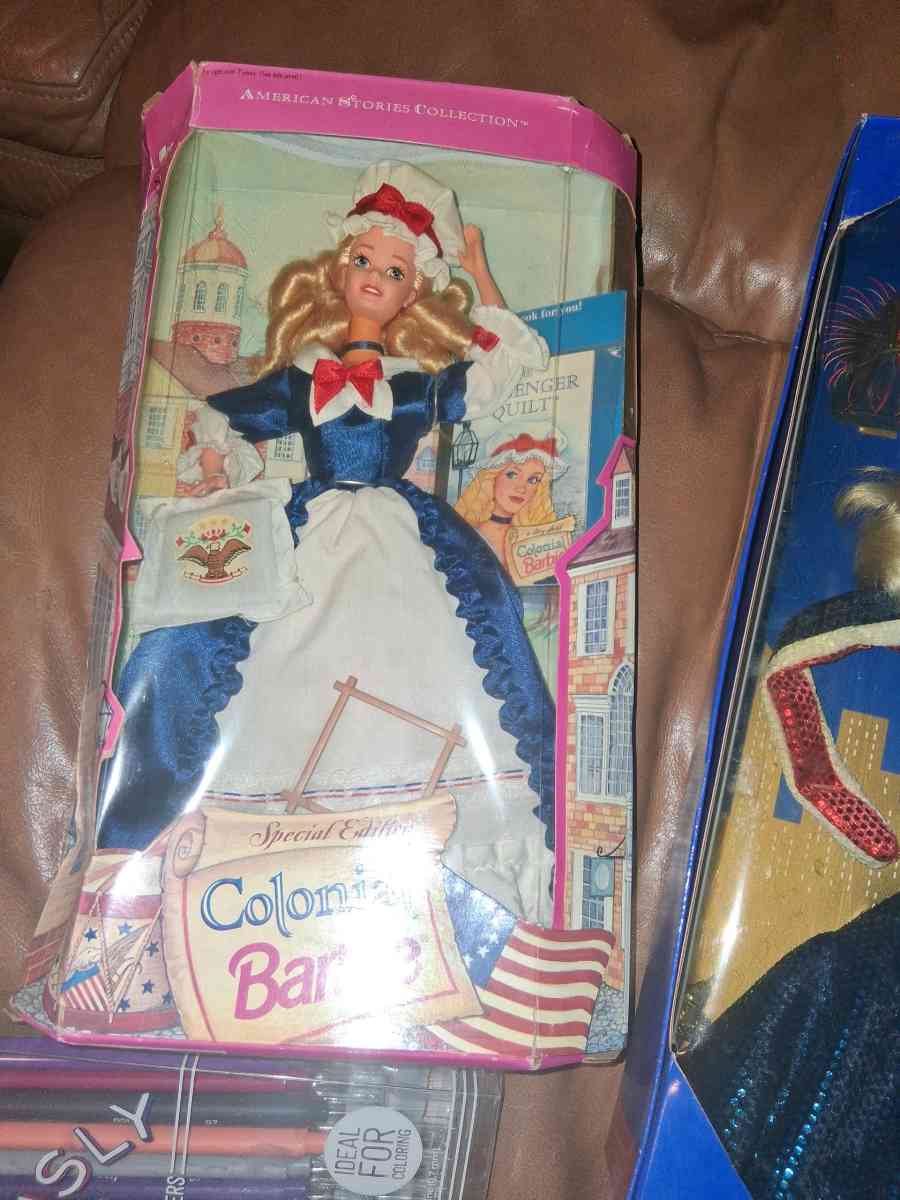 4 barbies from 1994 - Las Vegas, Nevada - FleaMarketBay
