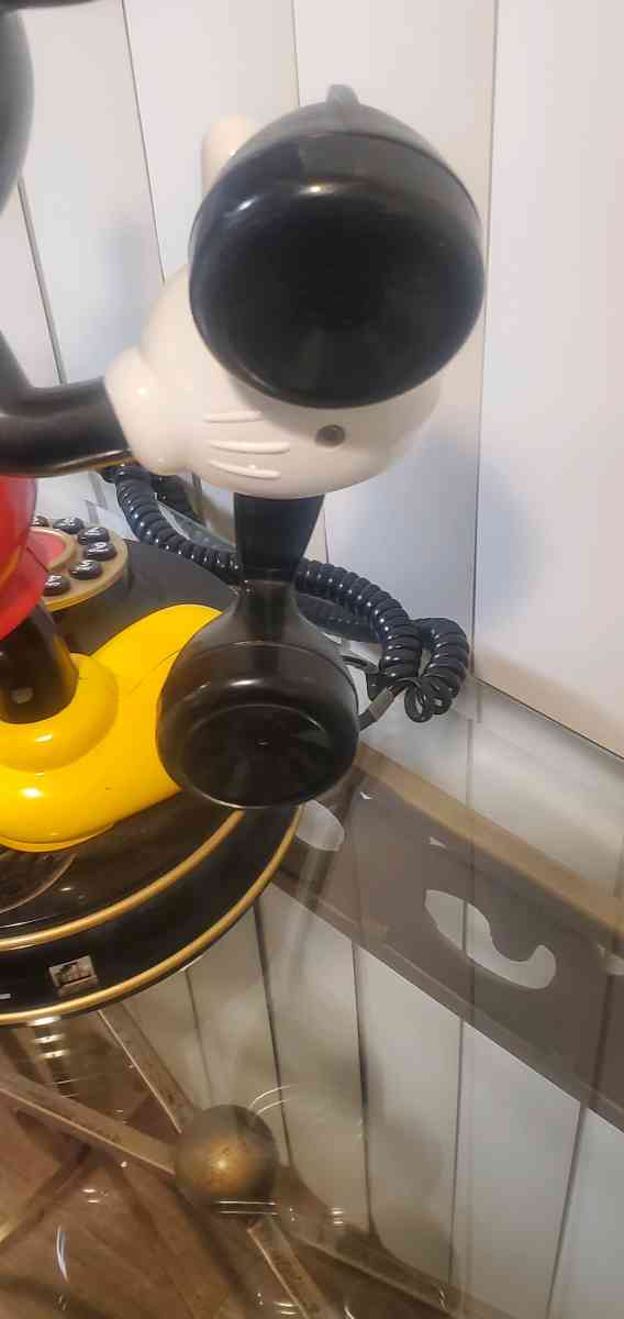 Mickey mouse phone - Wilsonville, Oregon - FleaMarketBay
