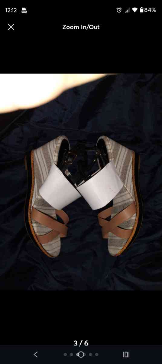 Beira Rio sandals - Kankakee, Illinois