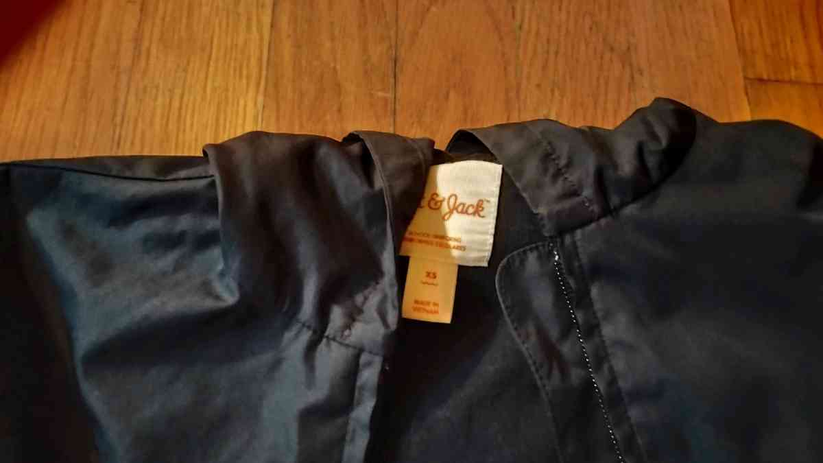 kids unisex dark blue cat and jack windbreaker - Panama City, Florida - FleaMarketBay