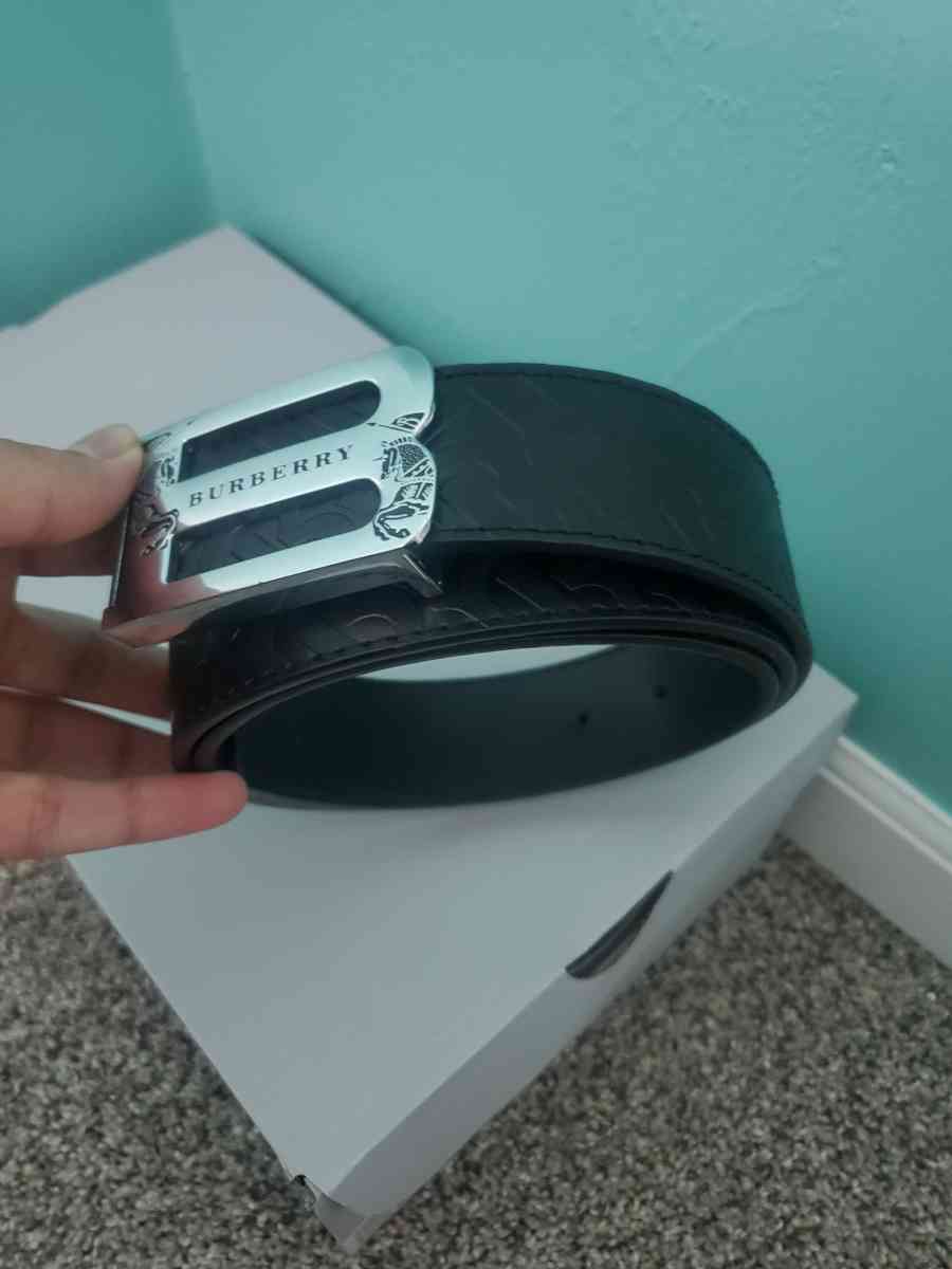 Mens Burberry Belt - Indianapolis, Indiana - FleaMarketBay