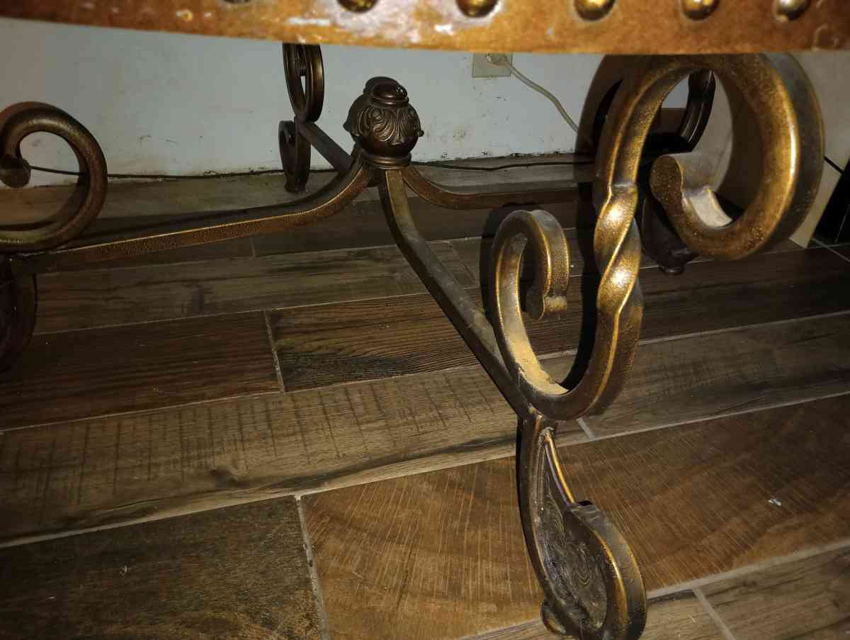 Coffee Table - Lawton, Oklahoma - FleaMarketBay