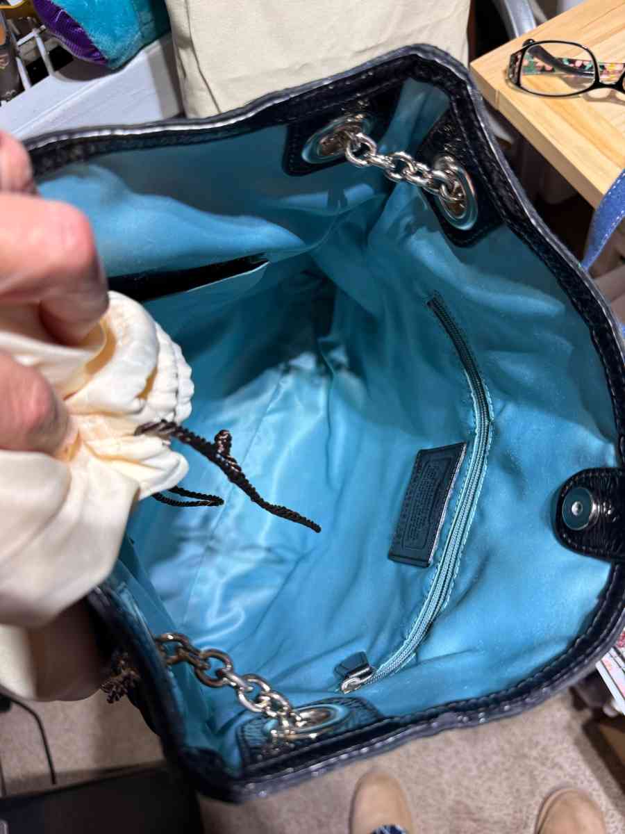 coach shoulder bag - Stephenville, Texas - FleaMarketBay