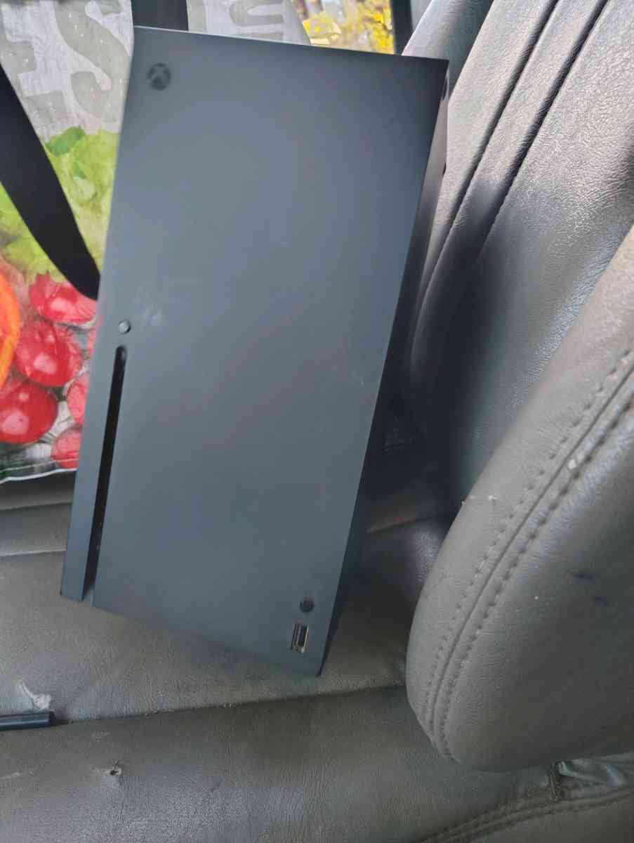 Xbox series X - Roanoke, Virginia - FleaMarketBay