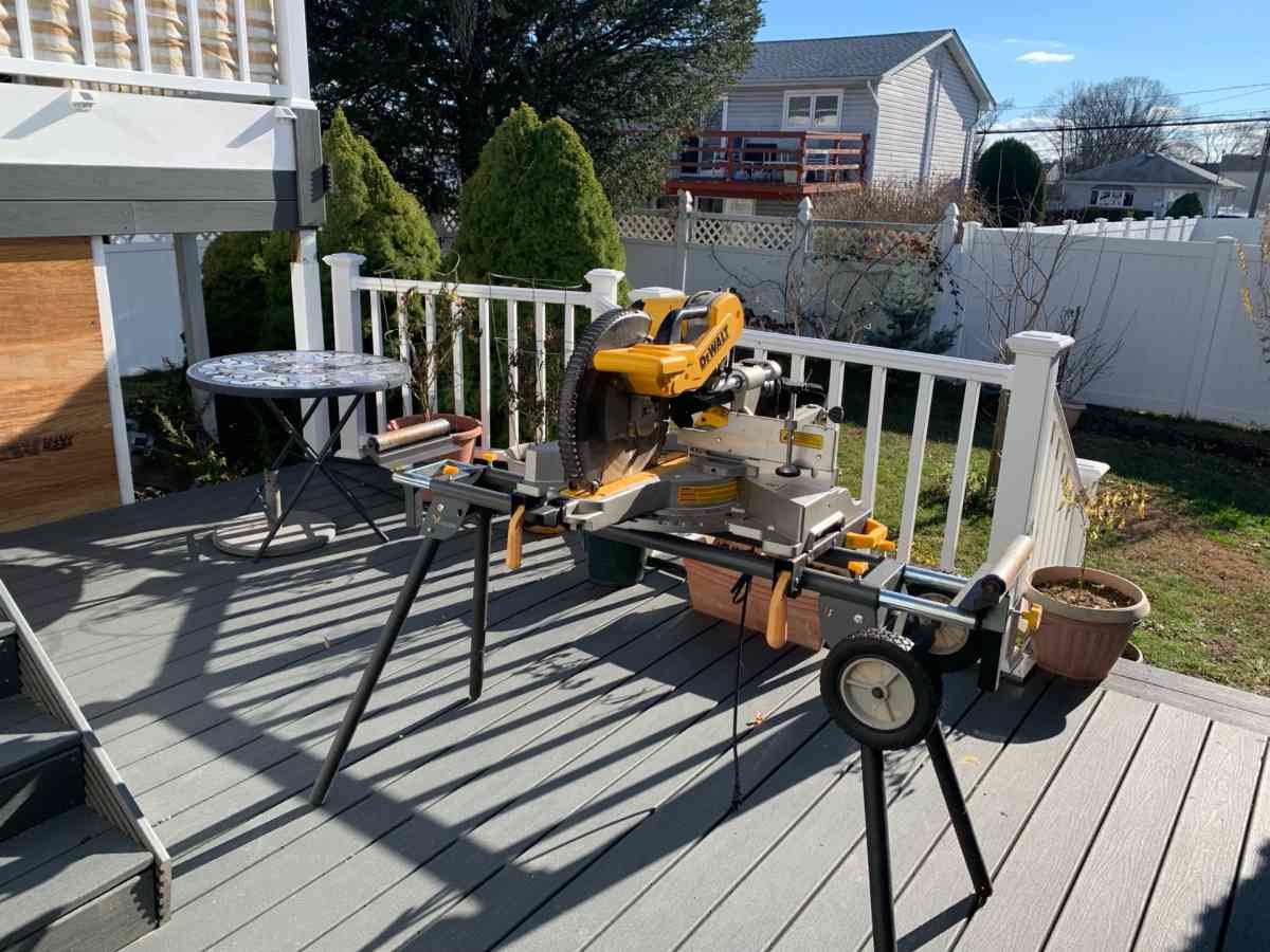 construction - West Babylon, New York - FleaMarketBay